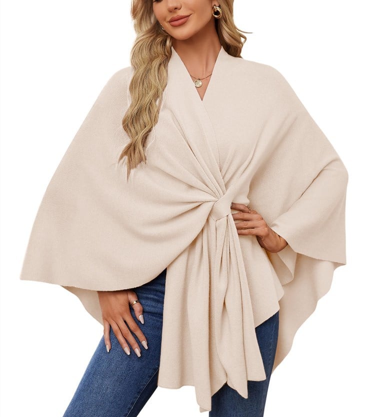 Elegant, blød poncho-sweater med sjal og åben front