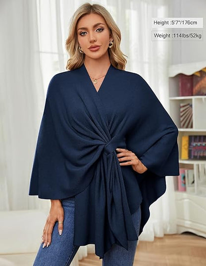 Elegant, blød poncho-sweater med sjal og åben front