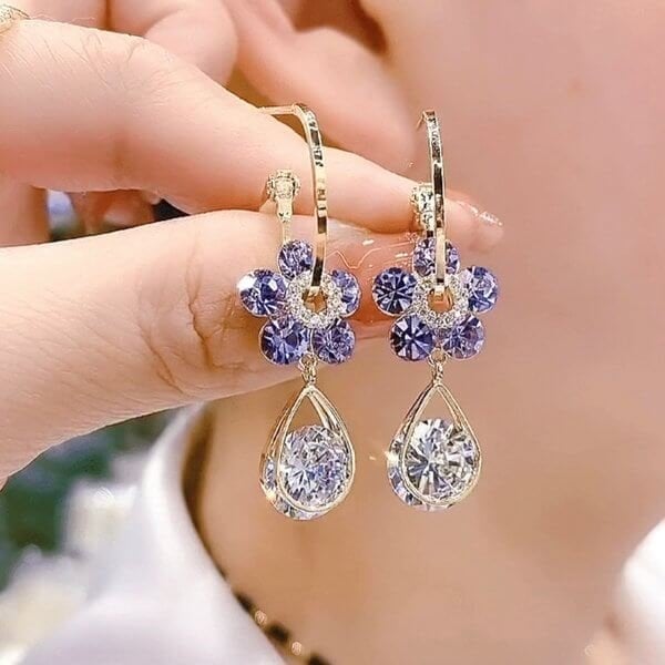 💥Super udsalg nu🔥Fashion Flower Crystal Øreringe