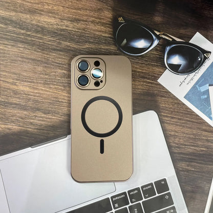 Enkelt magnetisk mobilcover i metal til iPhone