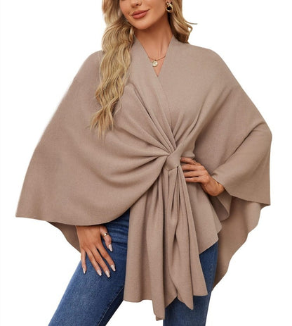 Elegant, blød poncho-sweater med sjal og åben front
