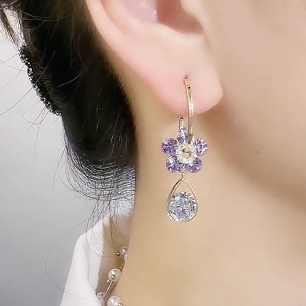 💥Super udsalg nu🔥Fashion Flower Crystal Øreringe