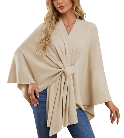 Elegant, blød poncho-sweater med sjal og åben front